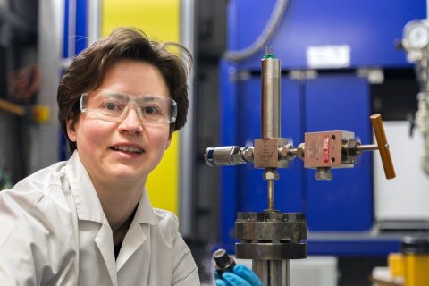 Towards entry "Saskia establishes her own research group “Novel nitride materials for electronic devices”"