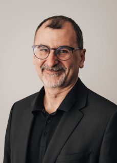 Towards entry "Celebrating Excellence: Prof. Brabec Joins the Bavarian Academy"