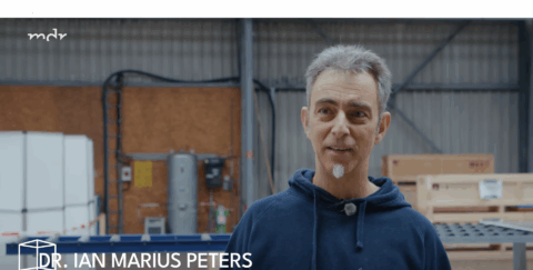 Towards entry "Dr. Ian Marius Peters featured in video on solar module recycling"